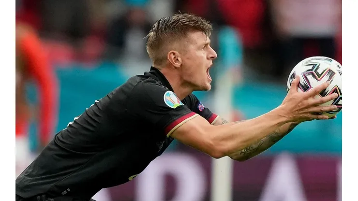 Toni Kroos destruido luego de la derrota de Alemania ante Inglaterra
