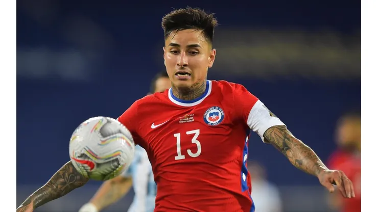Erick Pulgar se recupera para llegar al 100 ante Brasil.