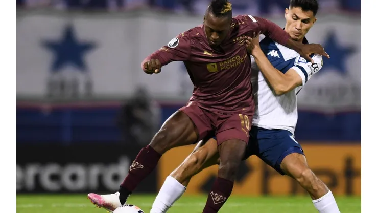 Pablo Galdames termina su contrato con Vélez Sarsfield.