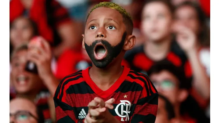 Hinchas de Flamengo quieren que Chile le gane a Brasil