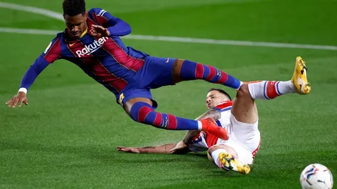 Junior Firpo no pudo consolidarse en Barcelona y ahora espera hacerlo en el Leeds United de Inglaterra