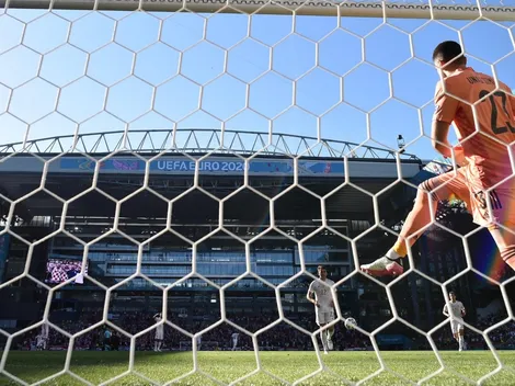 Simón le regala un gol a Croacia con error de los tres chiflados