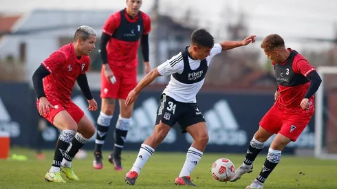 Vicente Pizarro es uno de los juveniles albos que tendrán opciones en Copa Chile
