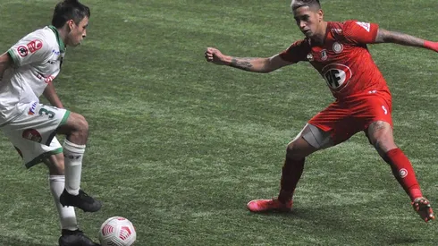 Deportes Temuco mandó a casa a Unión La Calera con una gran actuación.