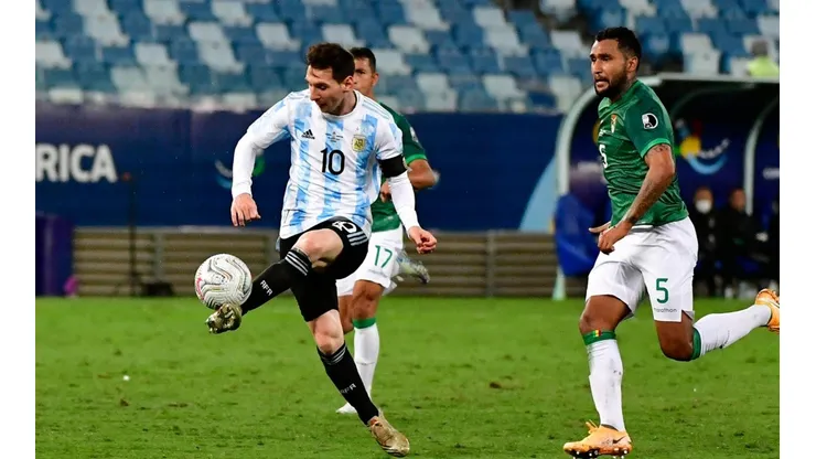 Duelo de contraste, el líder del grupo A, Argentina enfrenta al colista absoluto, Bolivia.