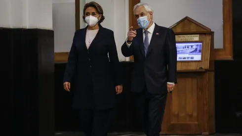 El presidente Sebastián Piñera firmó el decreto que autoriza el funcionamiento de la Convención Constitucional.