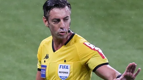 Raphael Claus será el árbitro del Uruguay - Paraguay