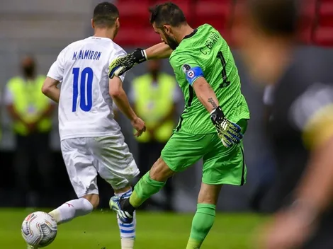 ¿Por qué se calentó Bravo? El pelotazo furioso a Almirón