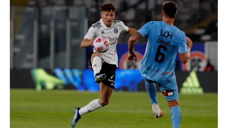 Arriagada tiene enamorados a los hinchas de Colo Colo