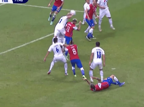 ¡Polémica gigante! Chile reclama mano en el área de Paraguay