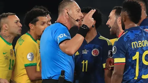 Pitana en el ojo del huracán