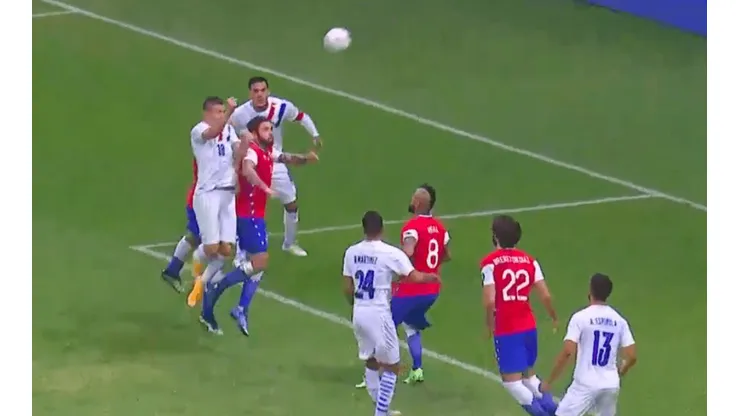 Chile cae ante Paraguay con gol de Samudio