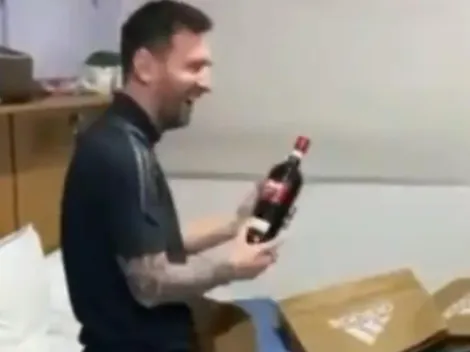 A Messi le regalan vino y agua bendita en su cumpleaños 34