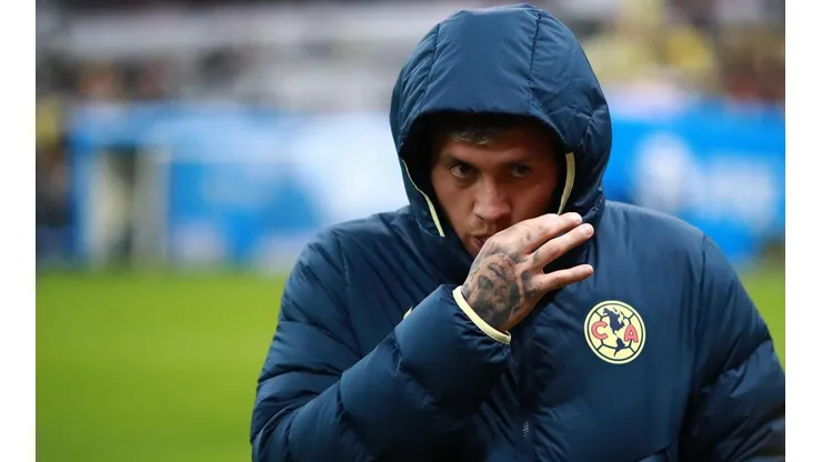Nicolás Castillo no lo pasa bien: América le busca equipo y no hay interesados.