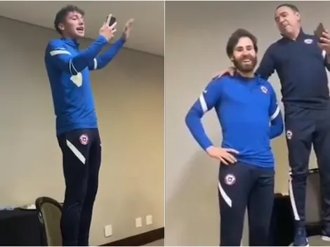 ¡Qué nivel! Brereton cumple su bautizo en la Roja al ritmo de Oasis