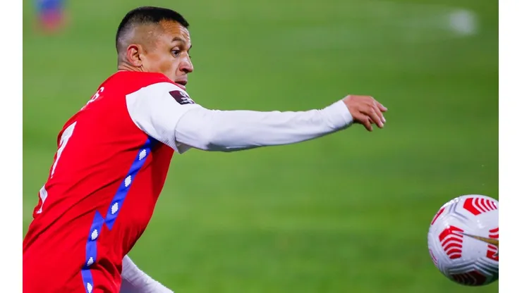 Alexis Sánchez continúa con la recuperación del desgarro en el gemelo derecho