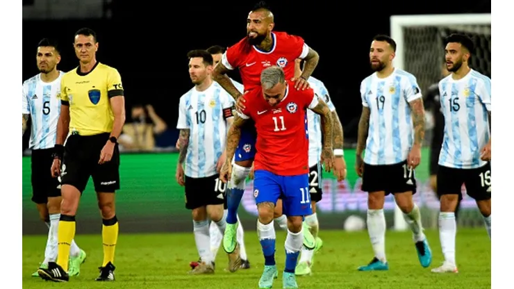 Wilmar Roldán volverá a arbitrar a la selección chilena tras pocos días.