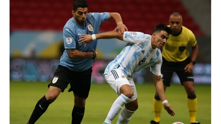 Luis Suárez será titular ante Chile