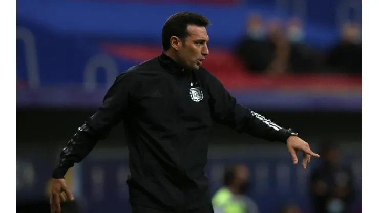 José Pepe Basualdo revienta a Lionel Scaloni