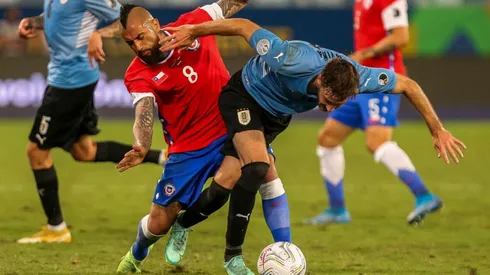 Chile igualó en durísimo partido con Uruguay.