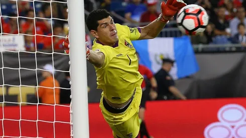 El análisis del estrecho triunfo de Chile sobre Bolivia pasa por las manos salvadoras de Carlos Lampe