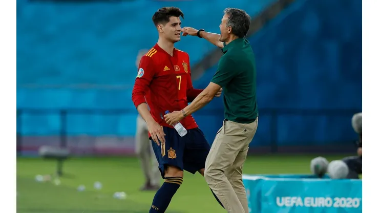 Morata y Luis Enrique celebran el gol
