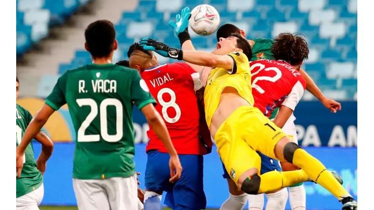 Carlos Lampe tuvo un gran primer tiempo en el partido ante Chile
