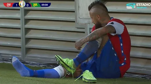 Vidal salió molesto cuando lo reemplazó Tomás Alarcón