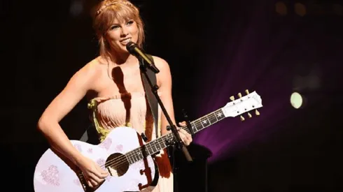 Taylor Swift revela que RED será el siguiente álbum que re-grabe