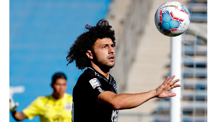 Falcón pudo no vestir la camiseta de Colo Colo