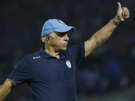 El fiel escudero de Nelson Acosta se va en picada contra Oliva