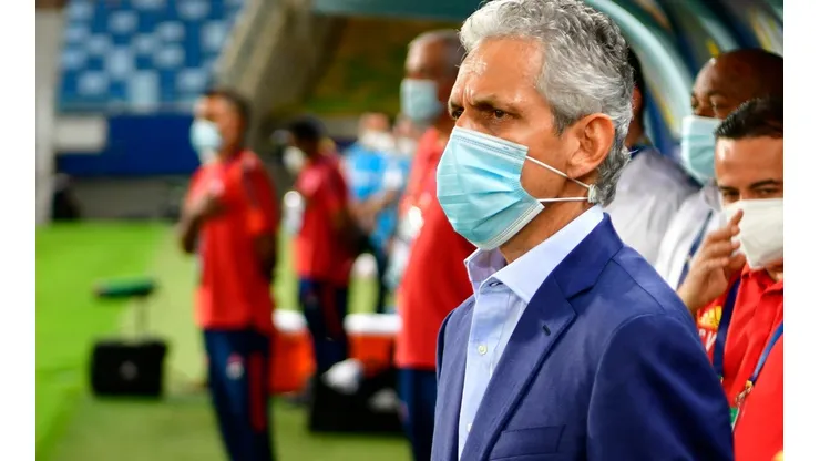 Reinaldo Rueda es criticado por llamar jugadores de México y la MLS