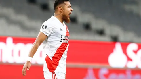 Paulo Díaz todavía no puede recuperarse completamente del coronavirus