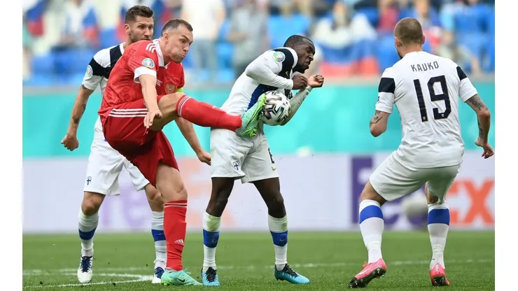 Rusia sumó sus primeros tres puntos en la Eurocopa