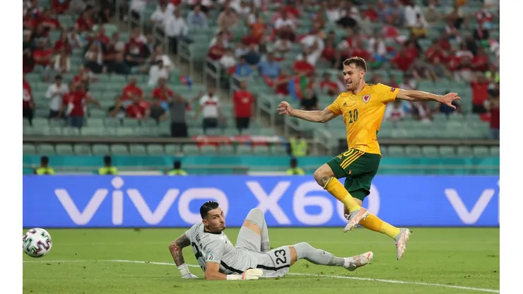 Aaron Ramsey marcó el primer gol de Gales ante Turquía.