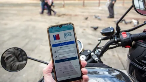 ¿Puedo salir de una comuna en cuarentena con el Pase de Movilidad?