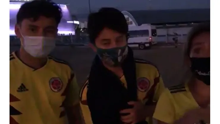 Los tres hinchas colombianos no tenían idea que era a puertas cerradas.