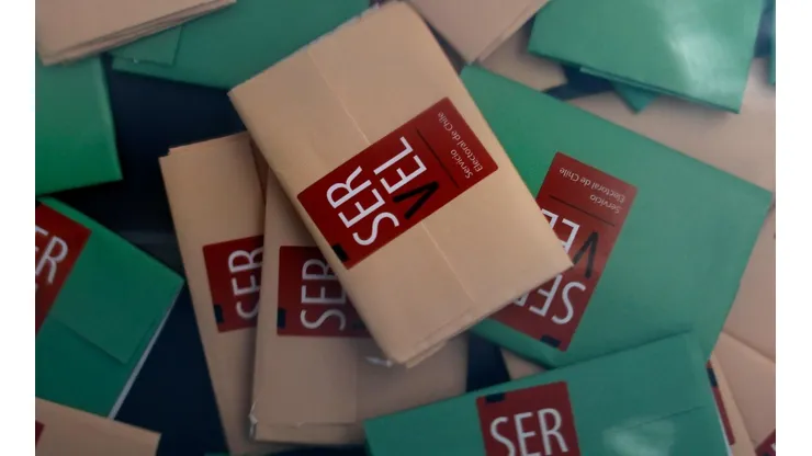 Debes realizar el trámite en cambiodomicilio.servel.cl