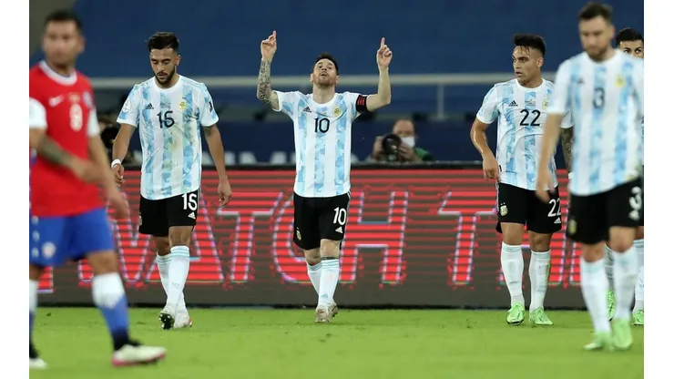 Lionel Messi le marcó un golazo de tiro libre a Chile