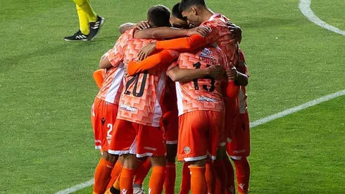 Cobreloa sufre con 10 casos de coronavirus en el plantel