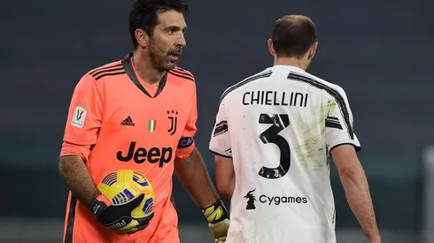 Gianluigi Buffon continúa su carrera en la Serie B con Parma.