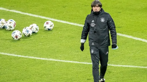 Un intruso obligó a la policía a irrumpir en el entrenamiento de la Mannschaft.