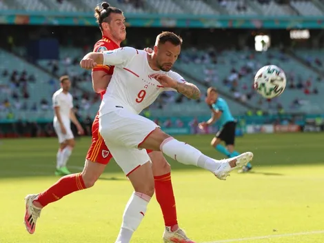 Suiza y Gales igualan con dos goles de cabeza en su debut
