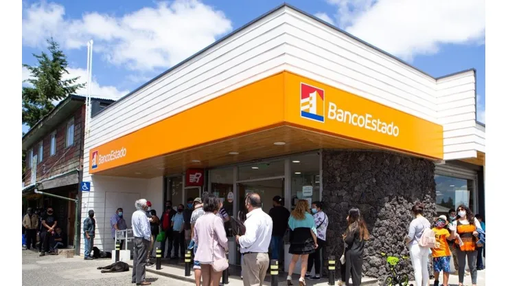 La placa puede ser solicitada en las sucursales de BancoEstado o en su página web oficial.