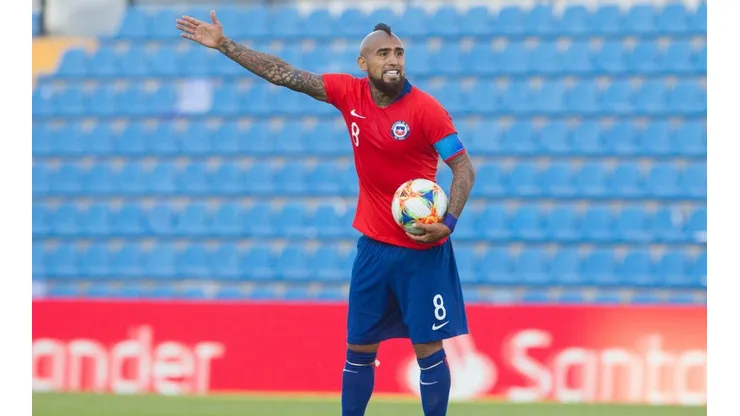 Los aficionados del América deberán seguir esperando con ver algún día al King Arturo vistiendo la Azulcrema.