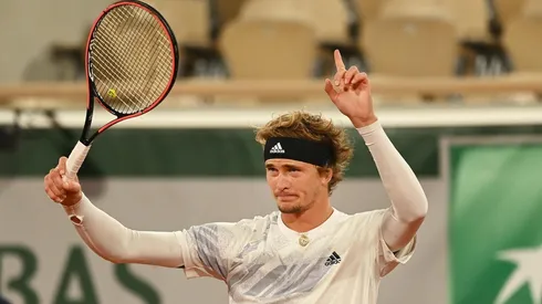 Zverev y Tsitsipas chocan en busca de la final