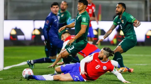 Bolivia plantó una línea defensiva que llegó a ser de nueve jugadores