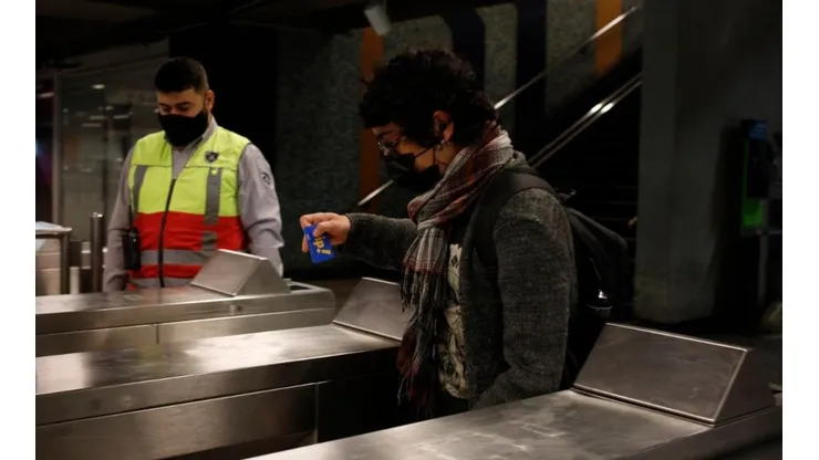 El Metro es una parte vital del desplazamiento en Santiago.