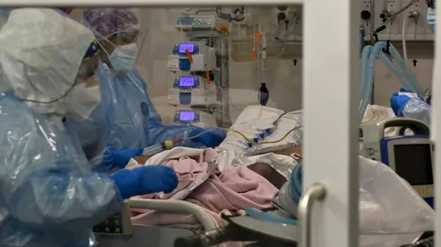 Variante India de Covid-19 es 50% más contagiosa que cepa Británica