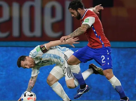 Argentina también plantea cambiar a línea de tres en defensa